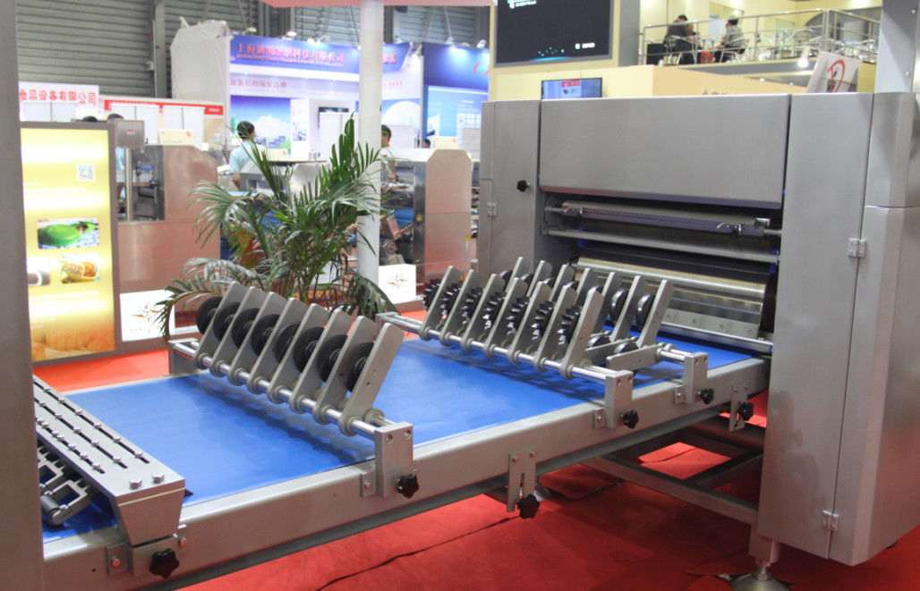Customer - Tailored 800mm Industrial Laminating Equipment with Multirollers