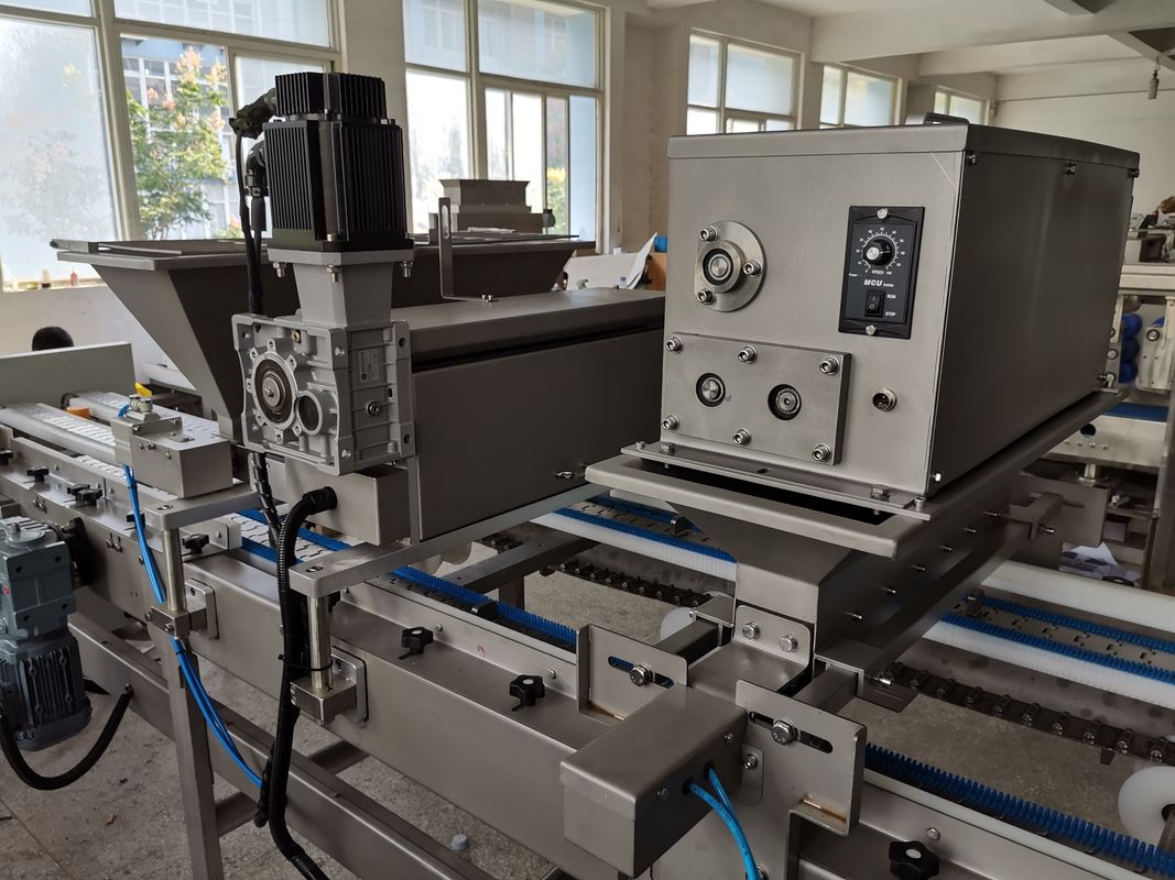 CE Cake Fillings Injector With PLC Control And Servo For Swiss Roll Production Line