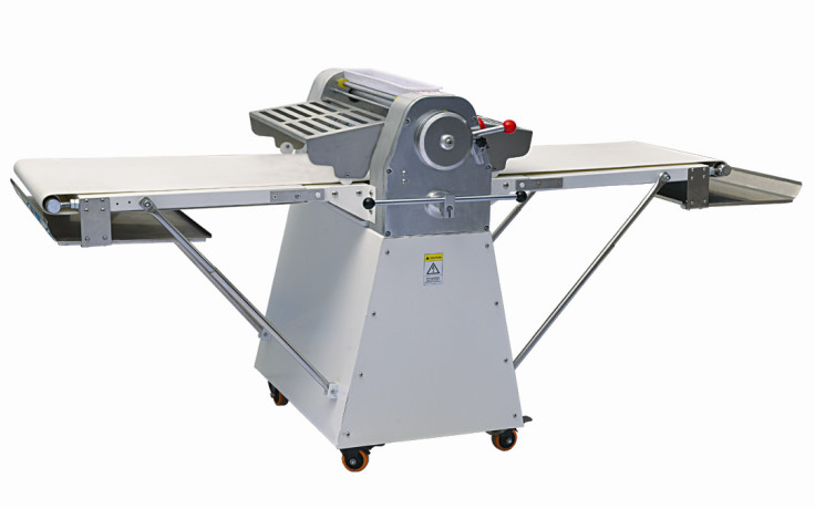 Bread Production Equipment , Thrice Rolling Pastry Production Line For Fried  Pancake