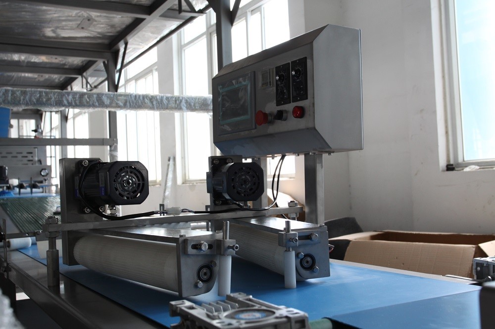 Industrial sliced toast Production Line , 45kw Toast Making Machine With Cut Hopper