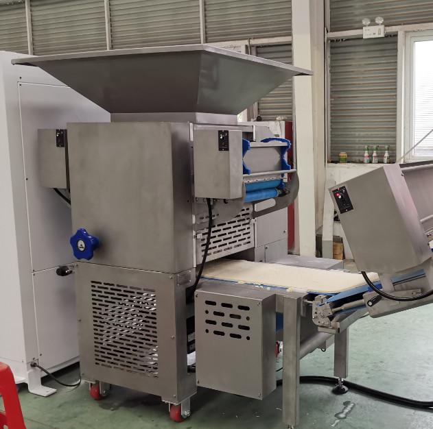 Stable Industrial Output Soft Pita Production Line With Full Automatic Electricity Oven