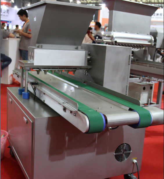 400*600mm Trays Cake Depositor Machine Flexible Structure With Changeable Nozzles