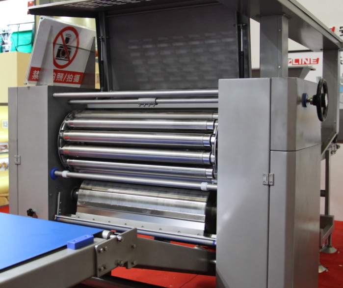 4 Satellites  Pastry Laminating Line/dough laminating  With Powerfull Dough Sheeting  Ability