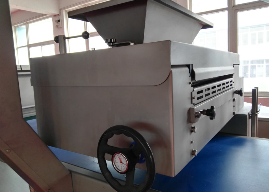 Danish Dough Flattener Machine , Pastry Rolling Machine With 304 Stainless Steel