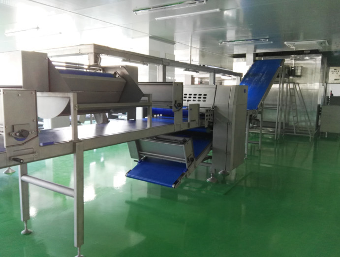 900 Mm Table Width Industrial Croissant Bread Maker Laminating Line Maximal 144 Layers For Croissant