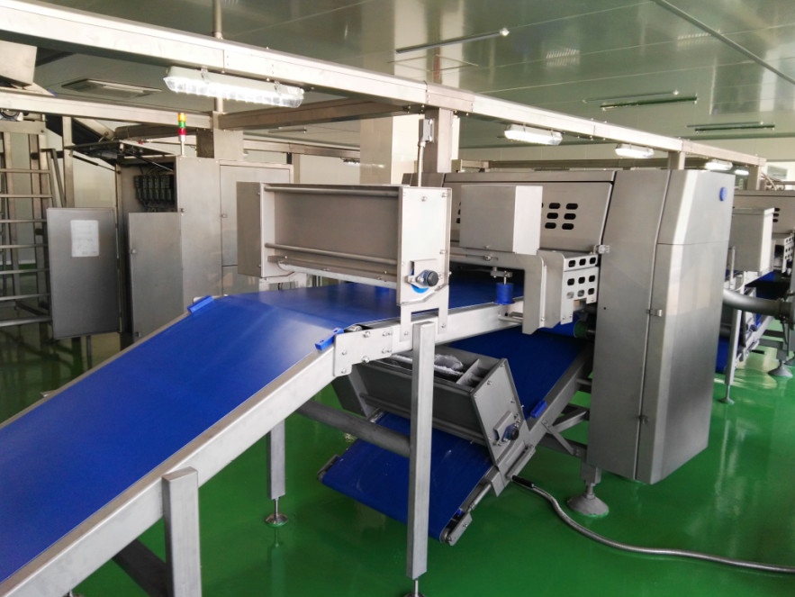 European Standard Dough Laminator Machine With Auto Freezing Tunnels For Sausage Roll