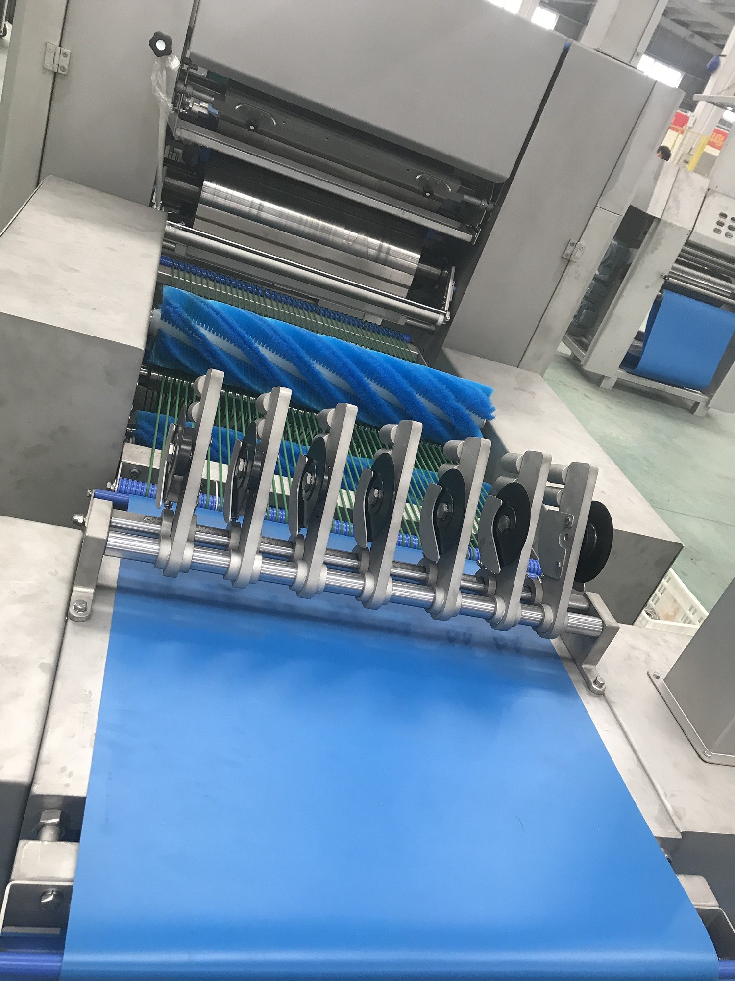 Labor Saving Pastry Dough Laminator Machine Seldom Breakdown With Auto