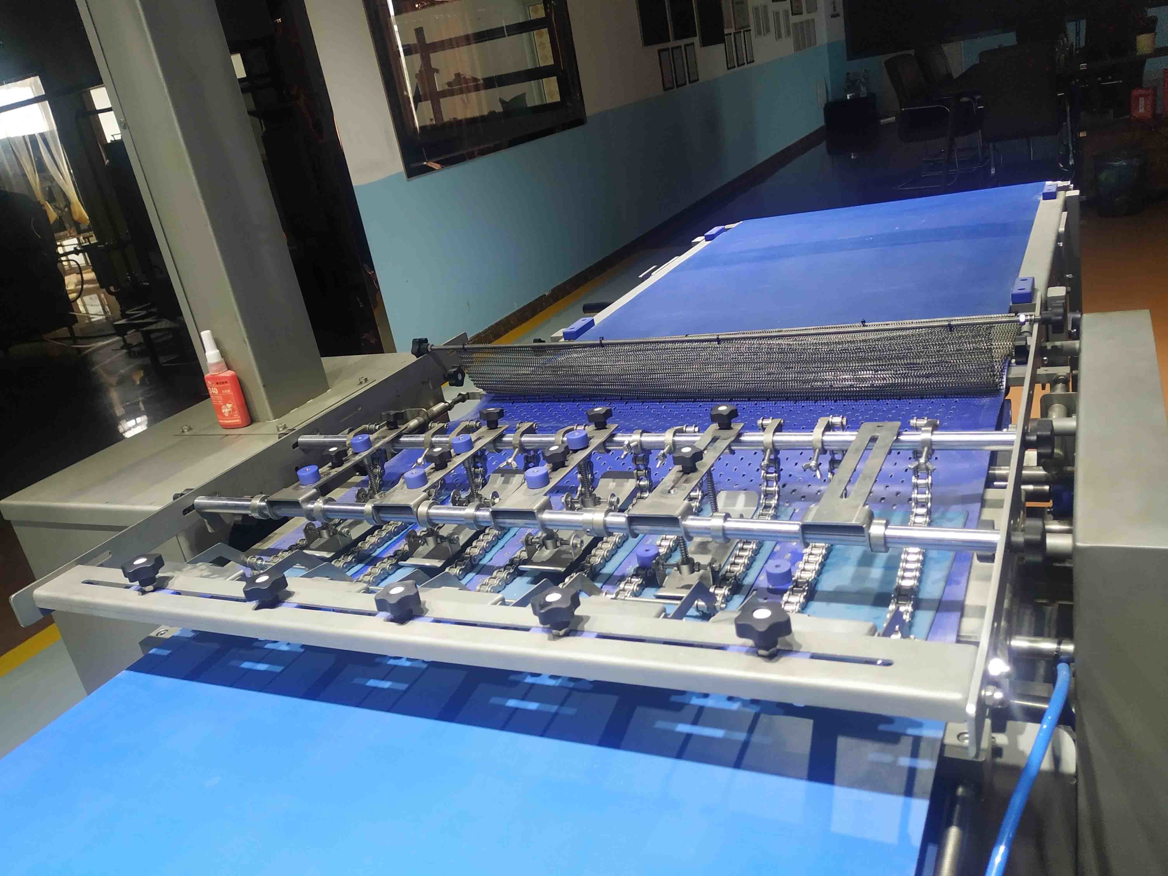 850mm Width Croissant Maker Machine , Commercial Bread Maker Equipment